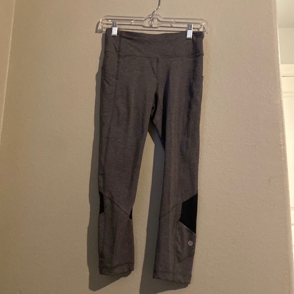 grey lululemon capri leggings - size 2